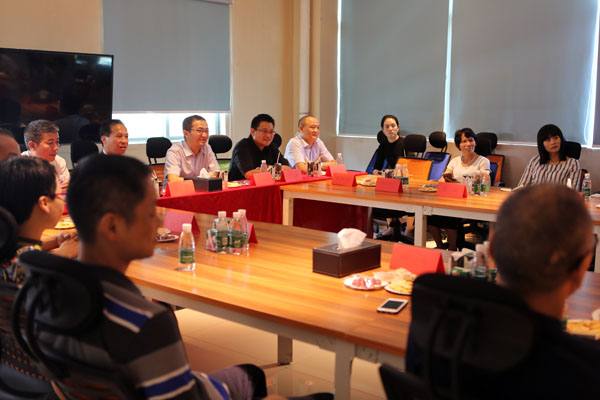 湖南省醴陵市委市政府領導蒞臨喬合里參觀考察，共商實業投資發展